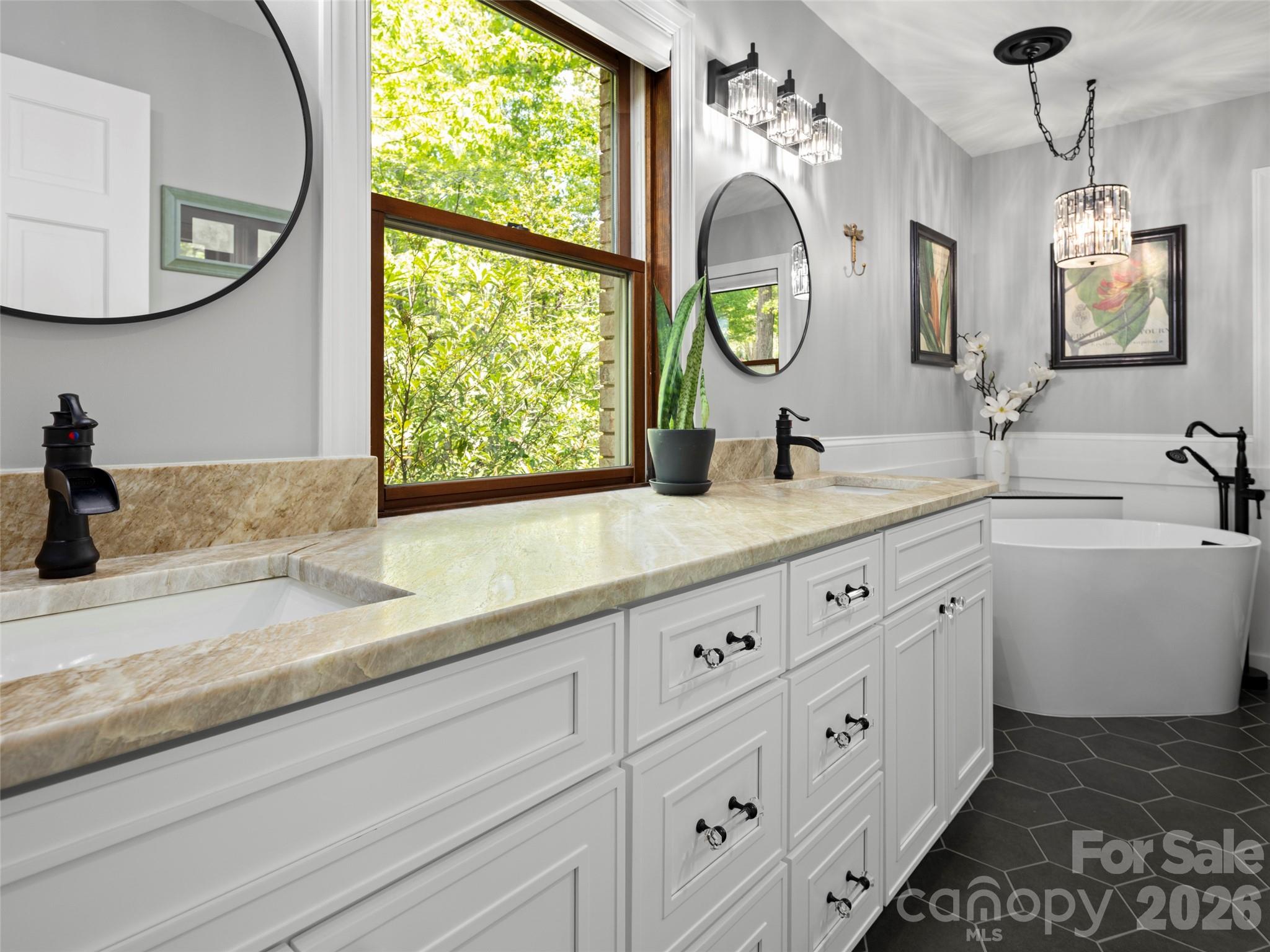 152 Eastmoor Drive Asheville NC 28805