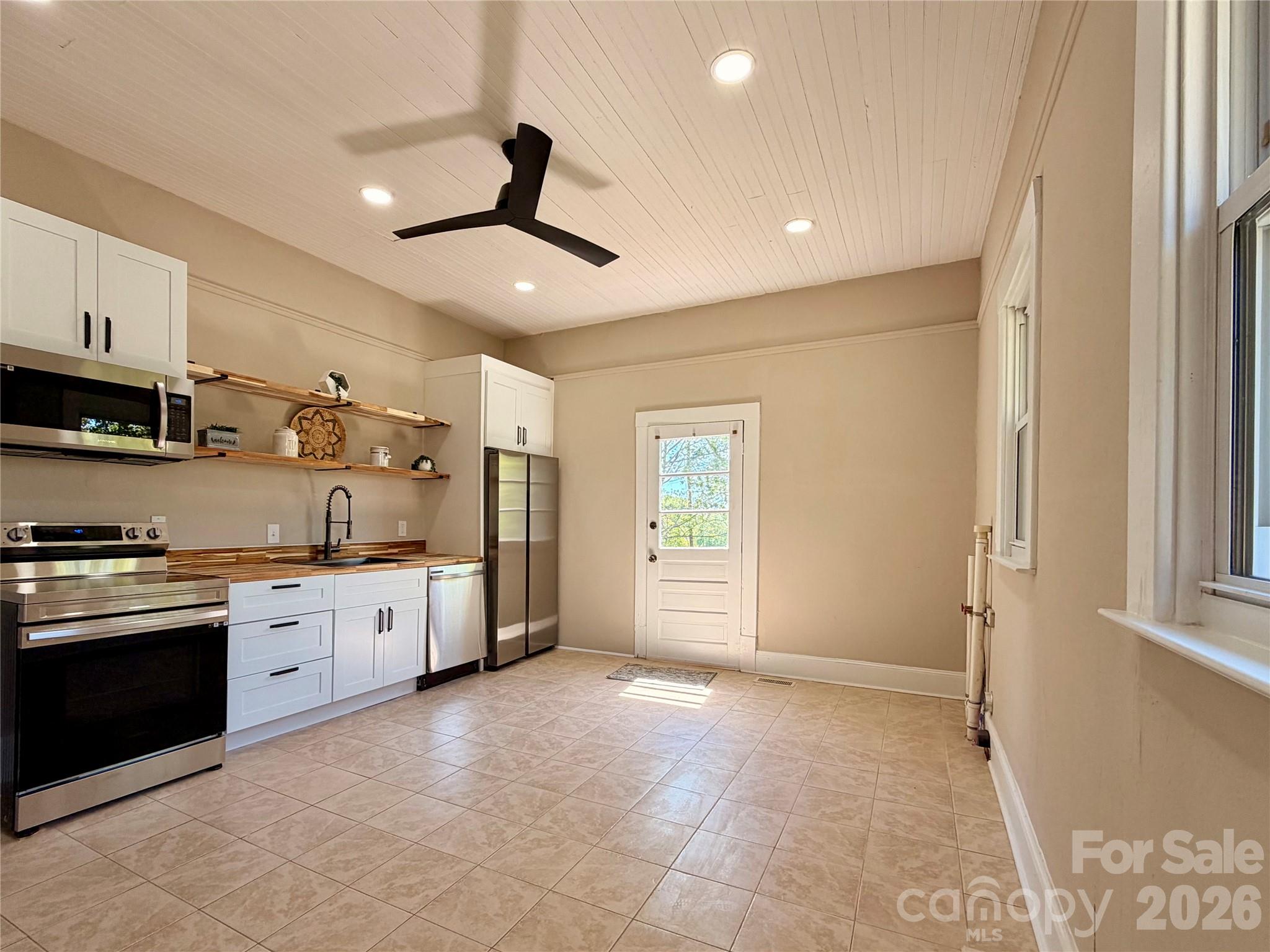 18 Midway Street Granite Falls NC 28630