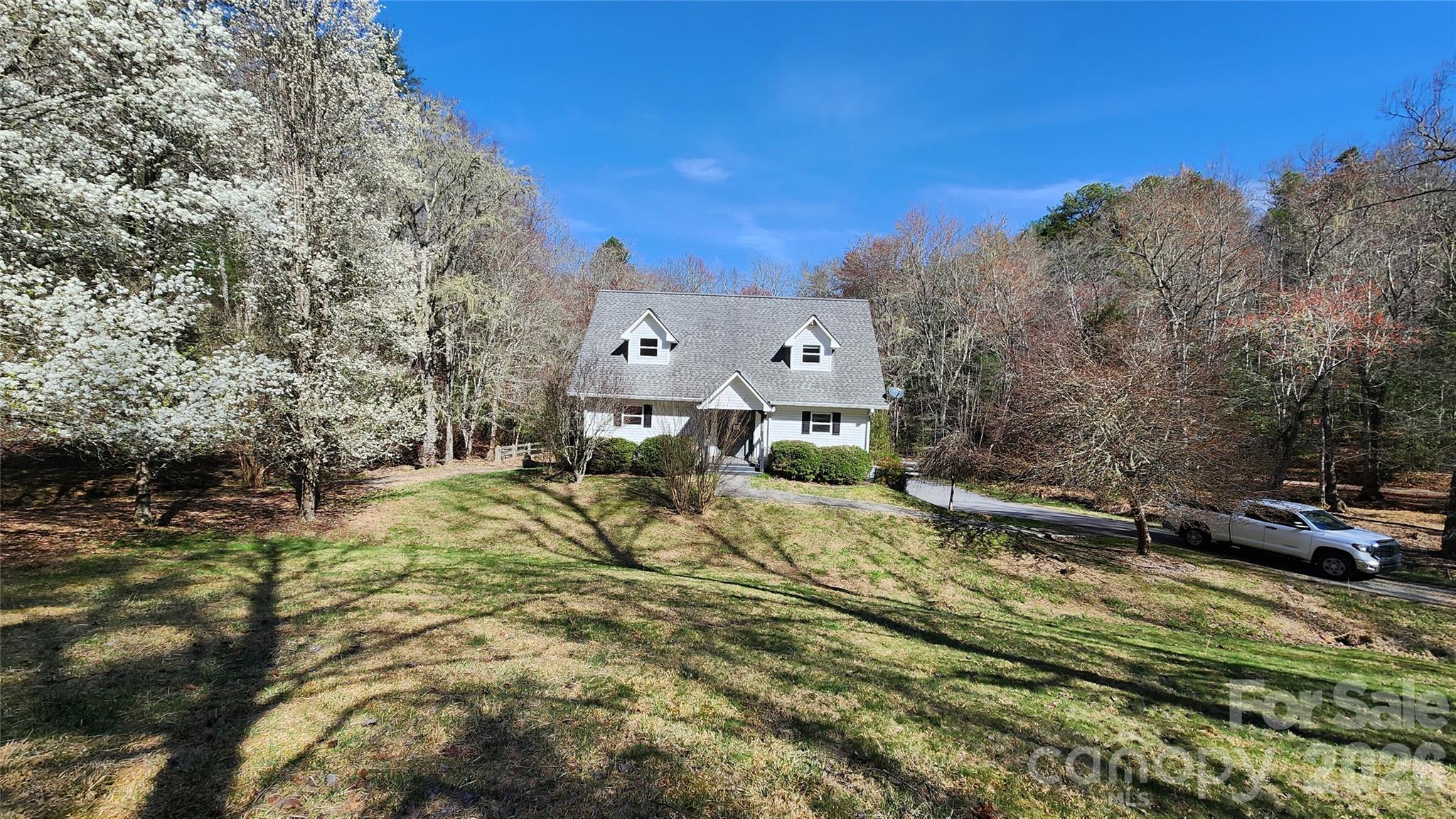 360 River Cove Lane Hayesville NC 28904