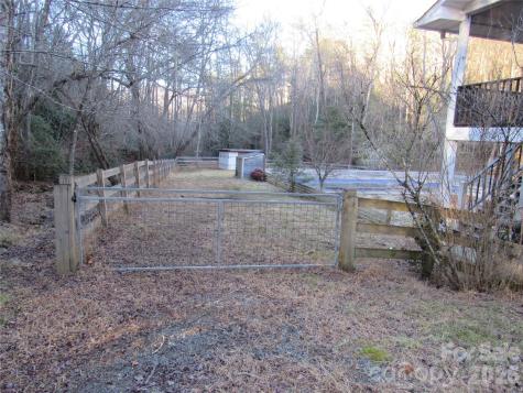 360 River Cove Lane Hayesville NC 28904