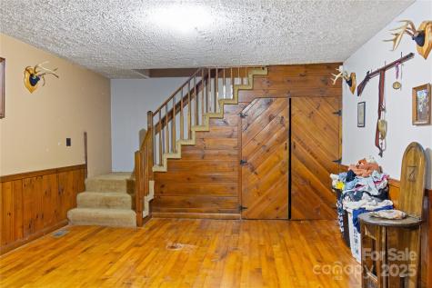 5668 Longbottom Road Hays NC 28635
