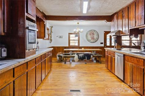 5668 Longbottom Road Hays NC 28635