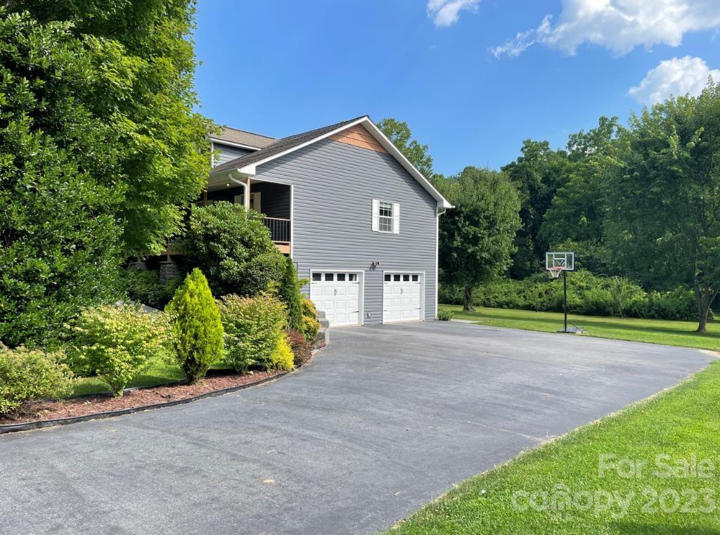 27 Evening Shade Drive Weaverville NC 28787