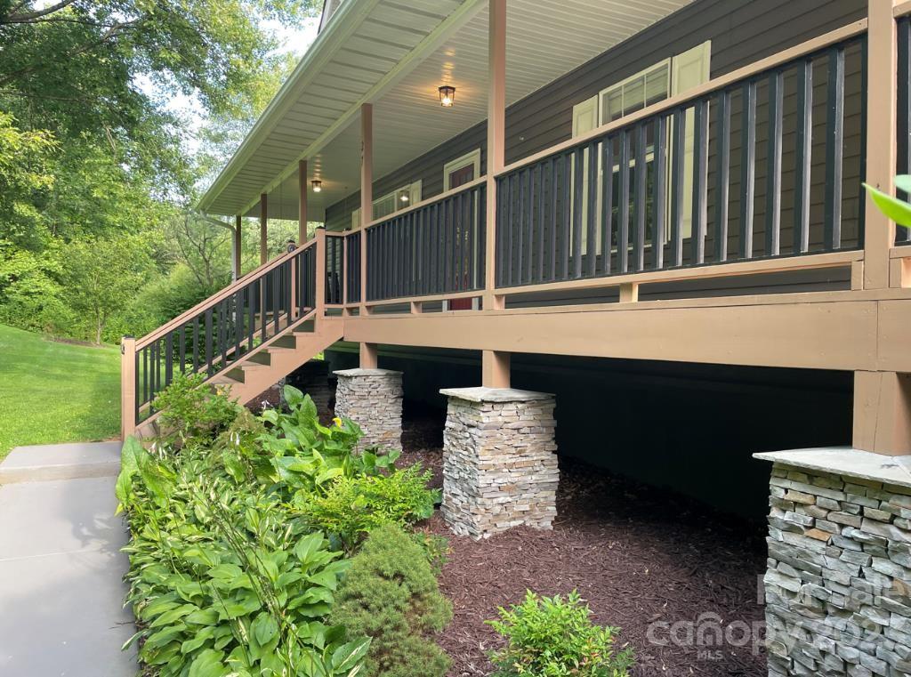 27 Evening Shade Drive Weaverville NC 28787