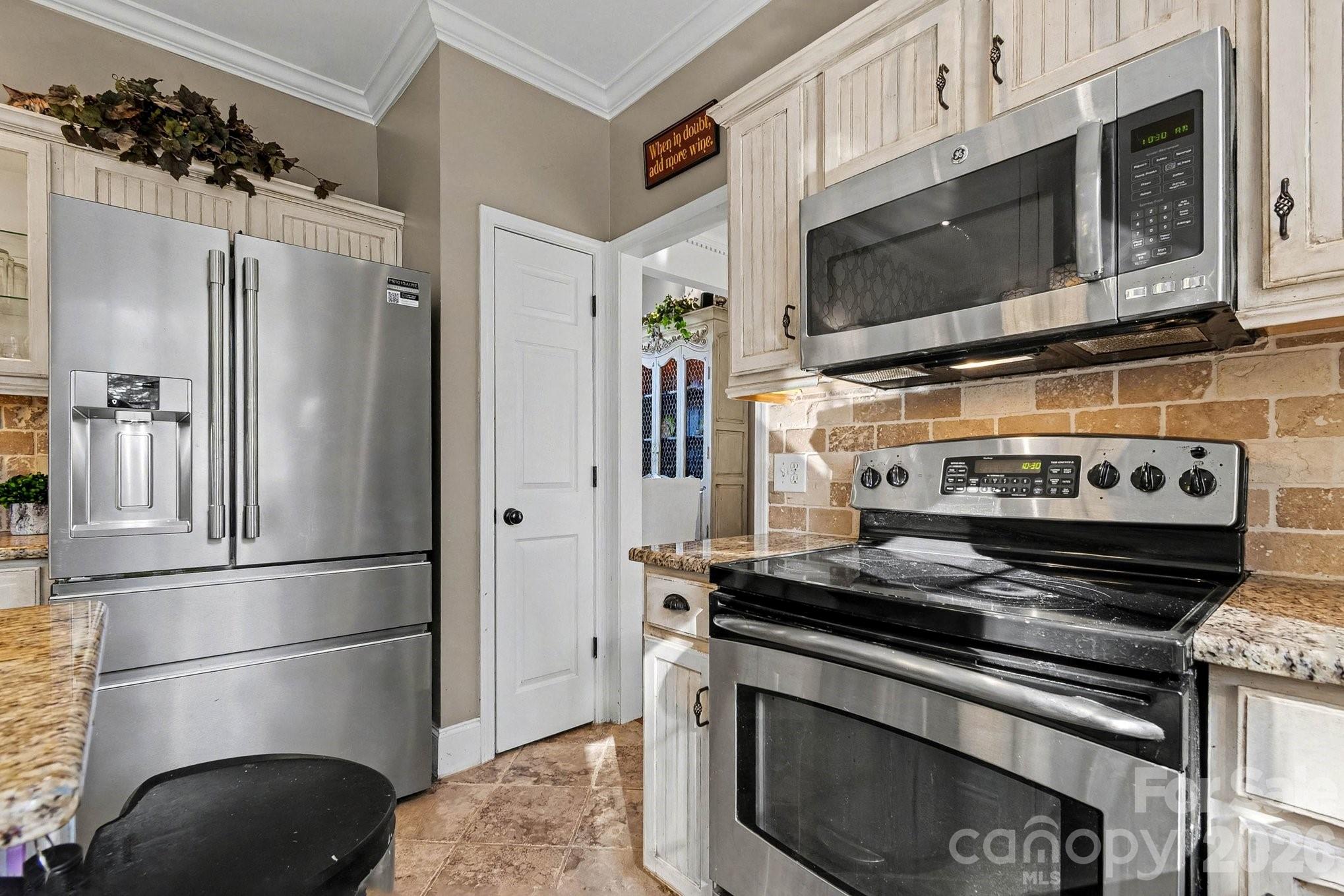 8842 Fieldcroft Drive Charlotte NC 28277