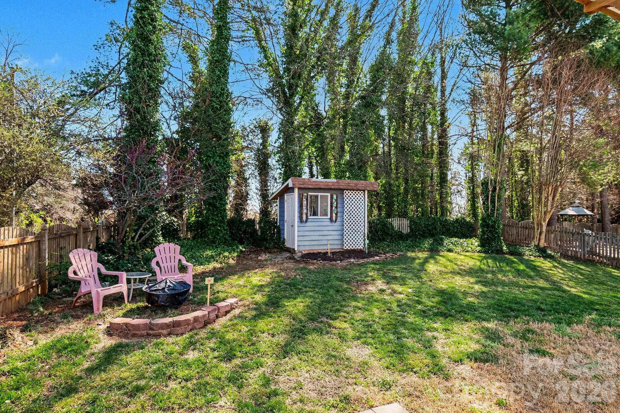 8842 Fieldcroft Drive Charlotte NC 28277