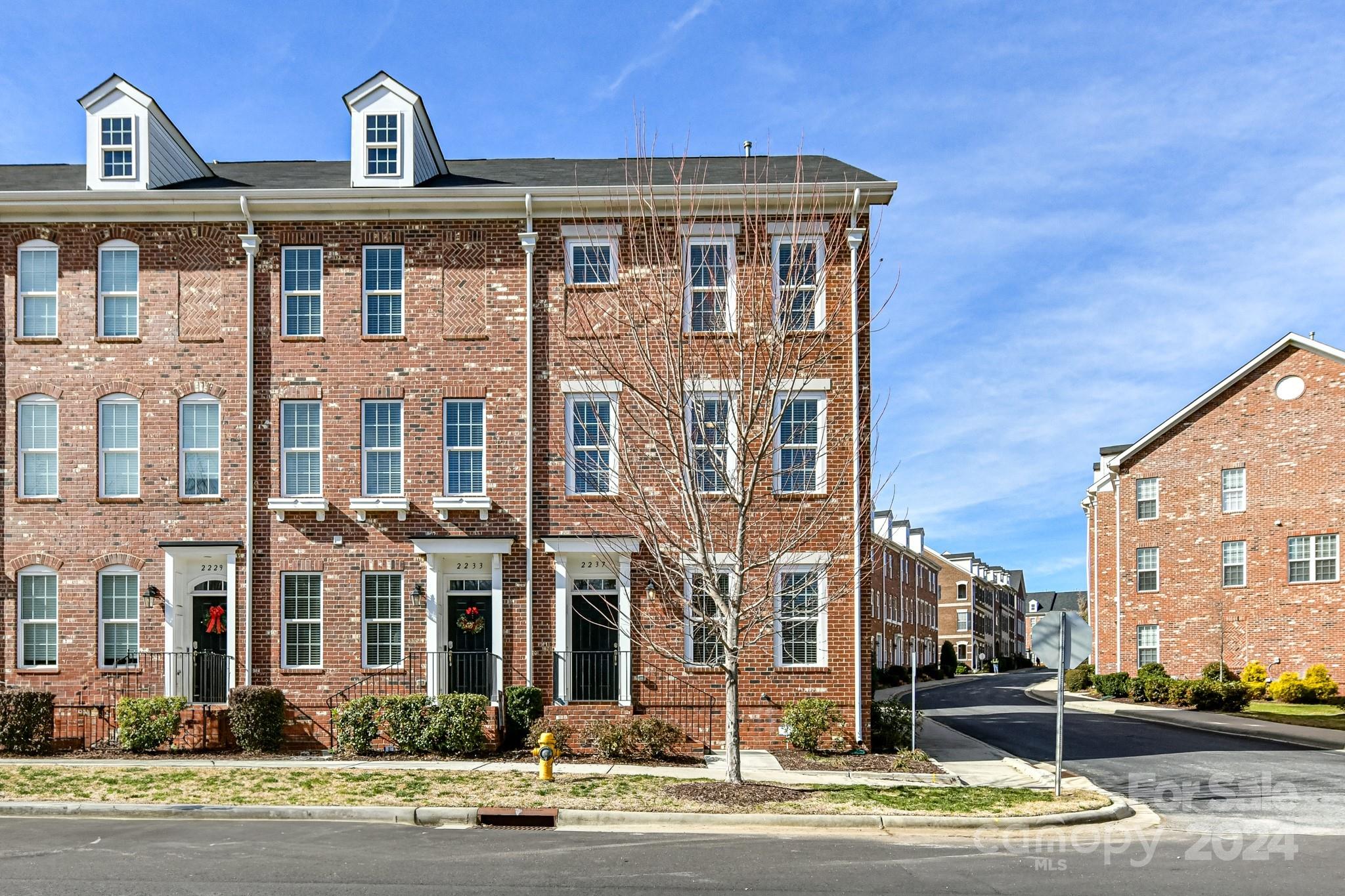 2237 Silver Crescent Drive Charlotte NC 28273