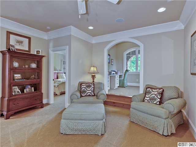 4824 Carmel Park Drive Charlotte NC 28226