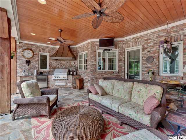 4824 Carmel Park Drive Charlotte NC 28226