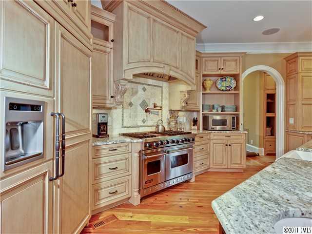 4824 Carmel Park Drive Charlotte NC 28226