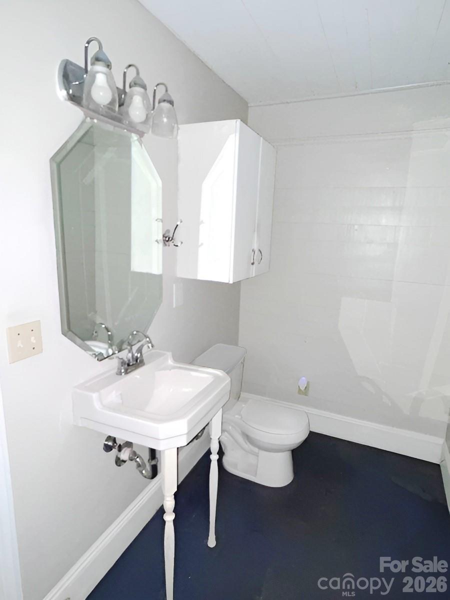 202 E Central Avenue Catawba NC 28609