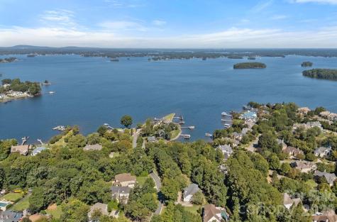 19002 Lakehouse Pointe Drive Cornelius NC 28031