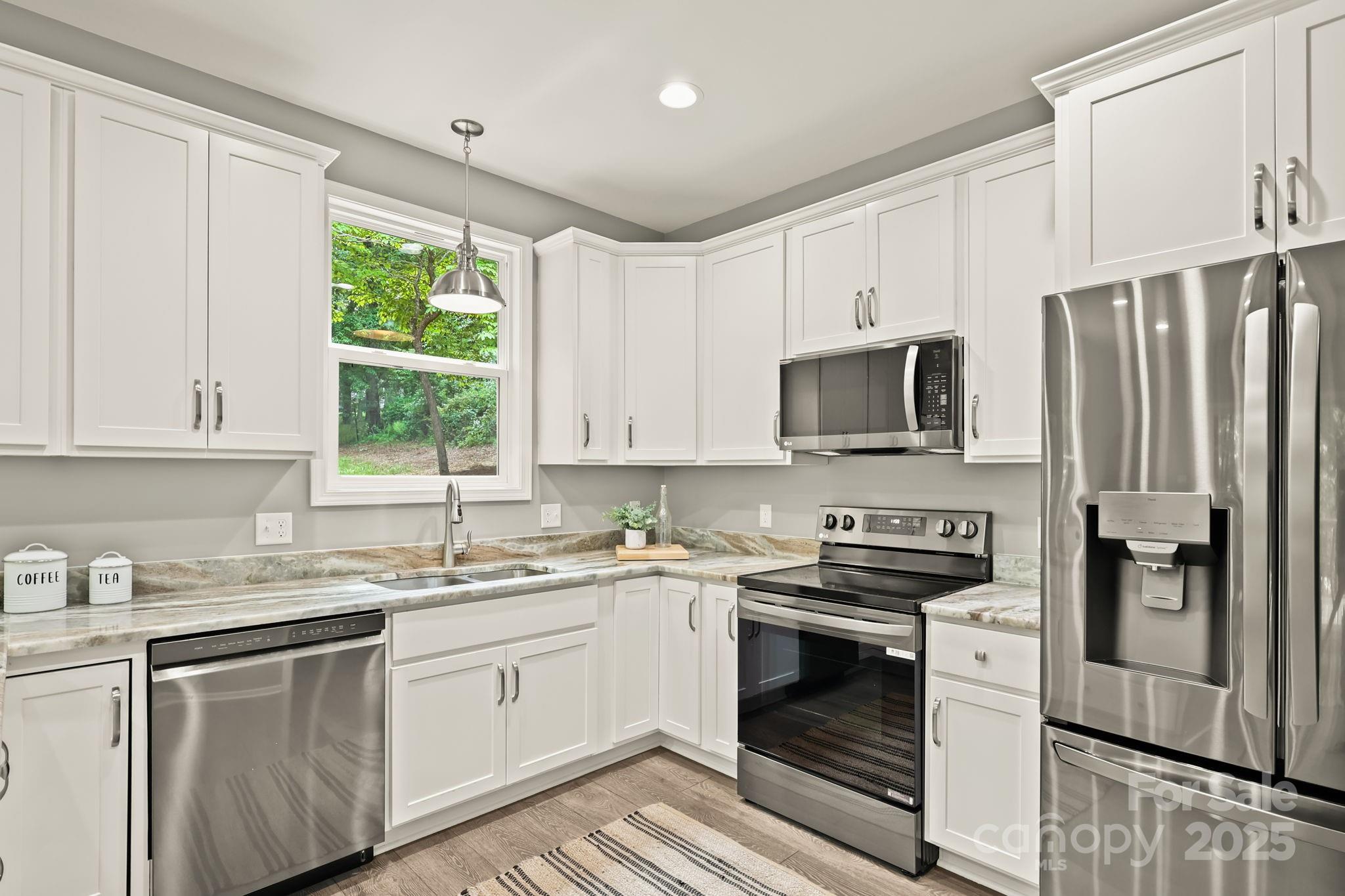 140 Ivey Farms Road Candler NC 28715
