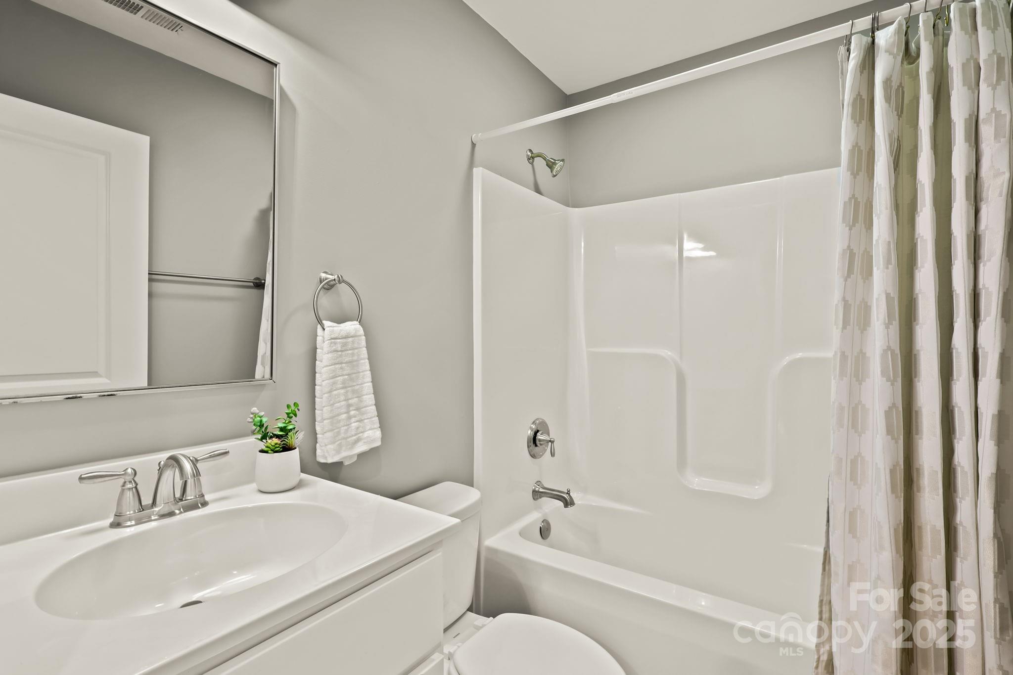 140 Ivey Farms Road Candler NC 28715