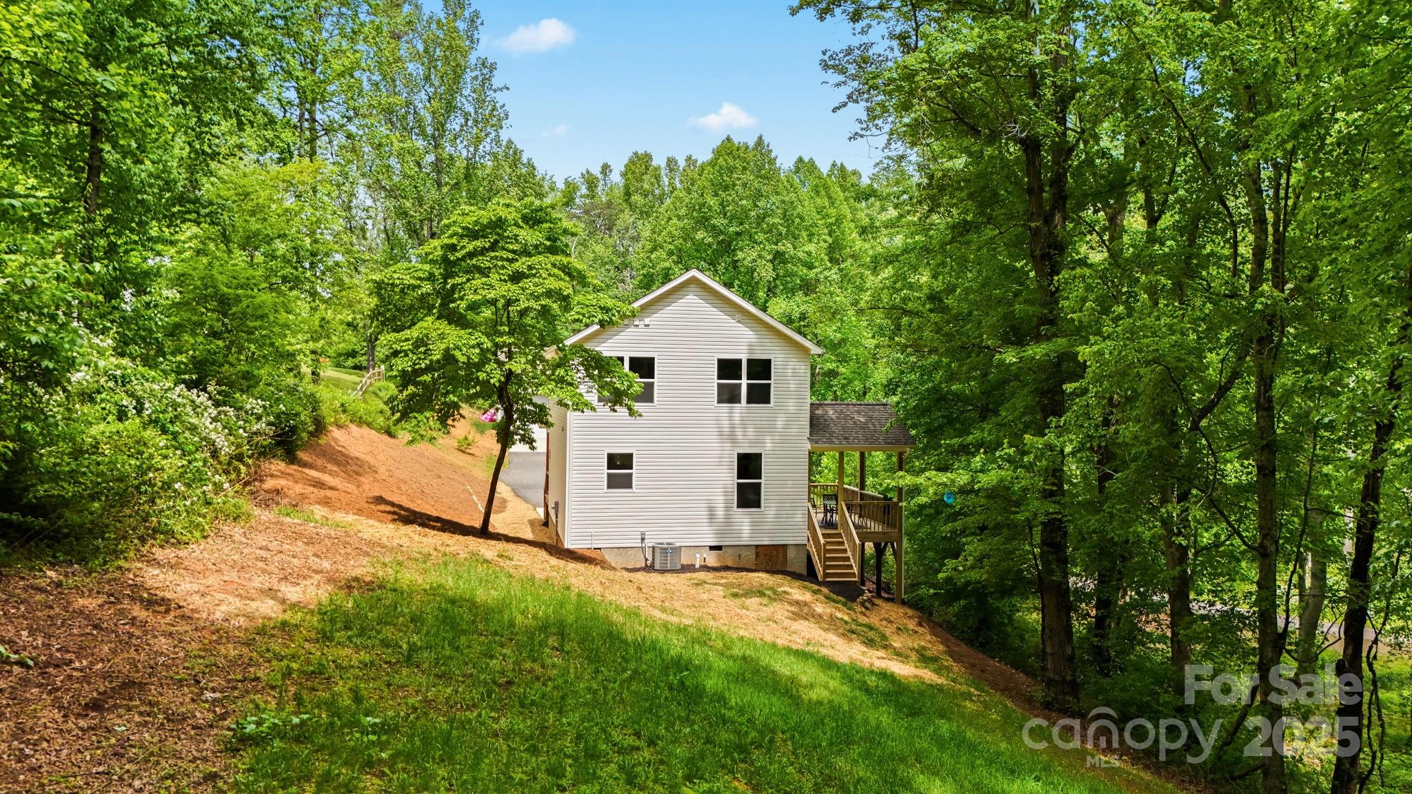 140 Ivey Farms Road Candler NC 28715