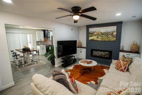 2116 Eastway Drive Charlotte NC 28205