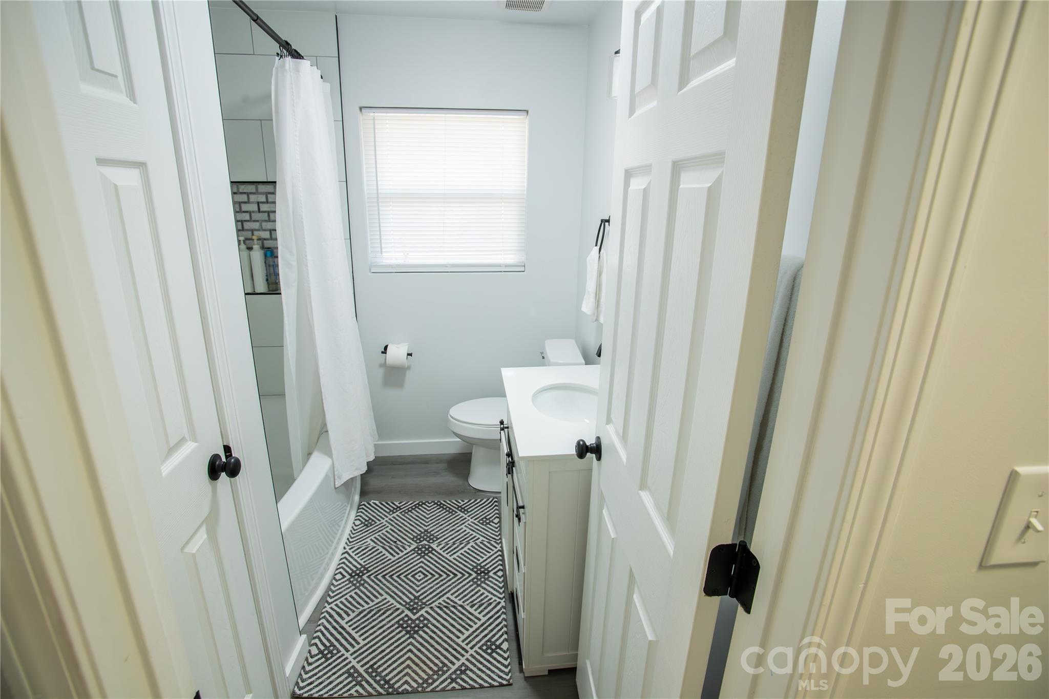 2116 Eastway Drive Charlotte NC 28205