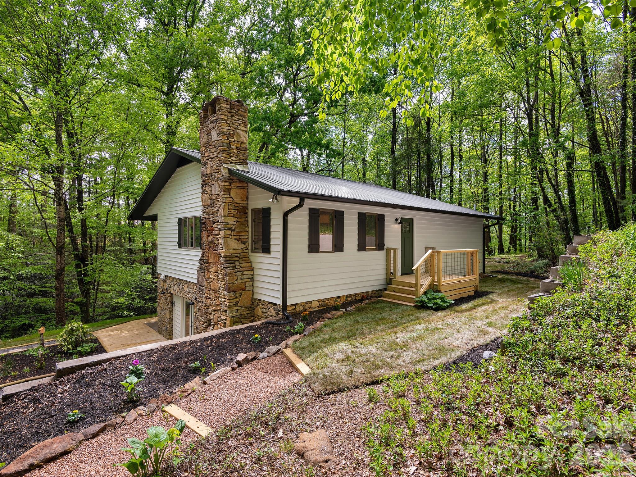 209 Ivy Hill Road Hendersonville NC 28792
