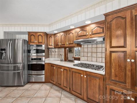 1300 Randy Drive Hendersonville NC 28791