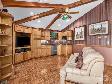 1300 Randy Drive Hendersonville NC 28791