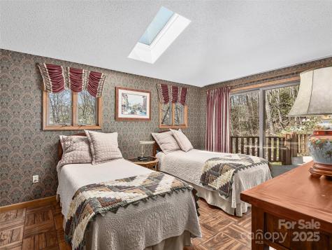 1300 Randy Drive Hendersonville NC 28791