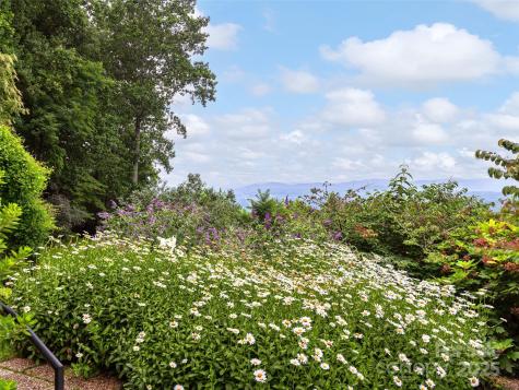 1300 Randy Drive Hendersonville NC 28791