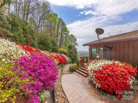 1300 Randy Drive Hendersonville NC 28791