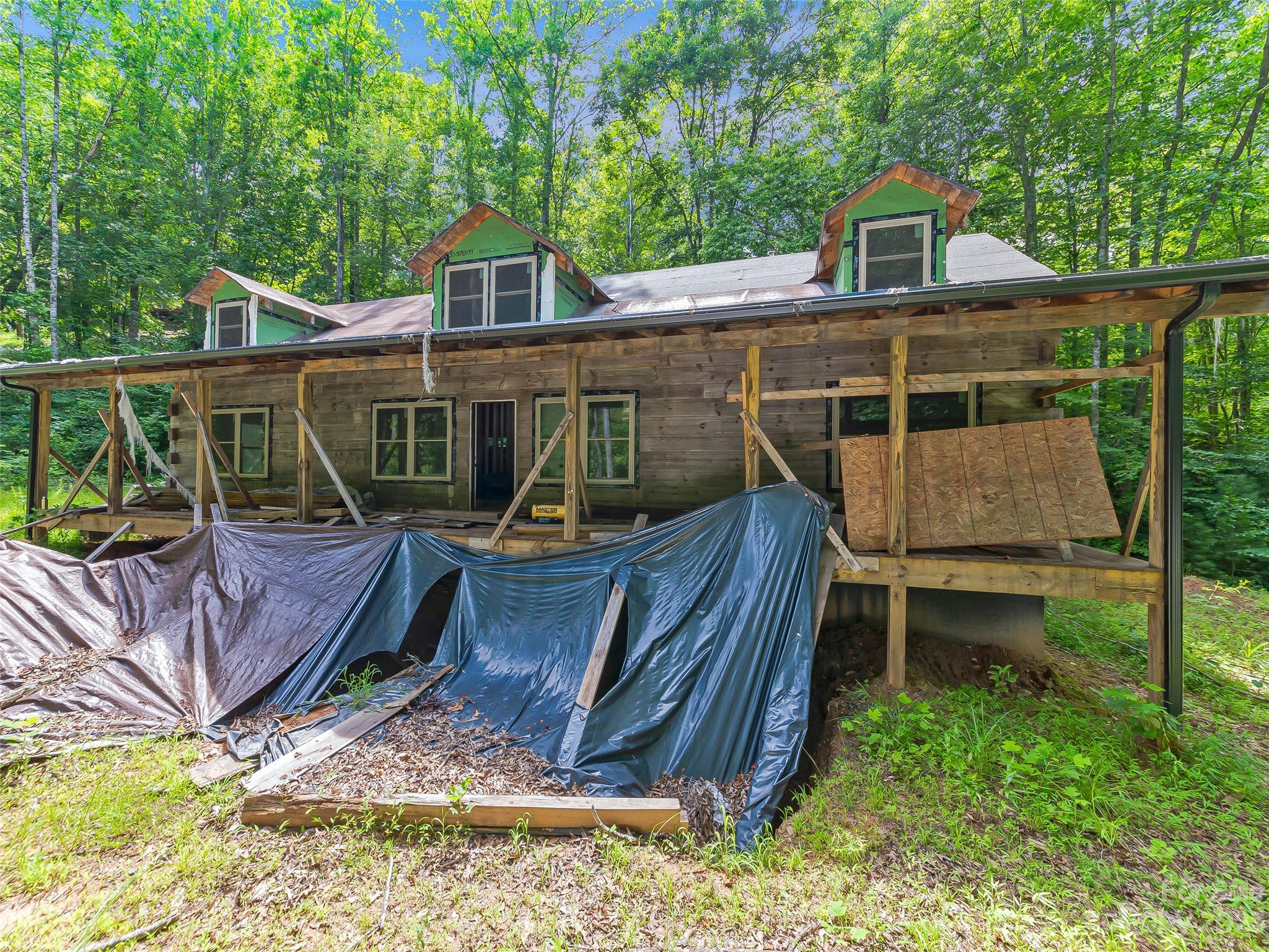 10 Leisure Way Weaverville NC 28787