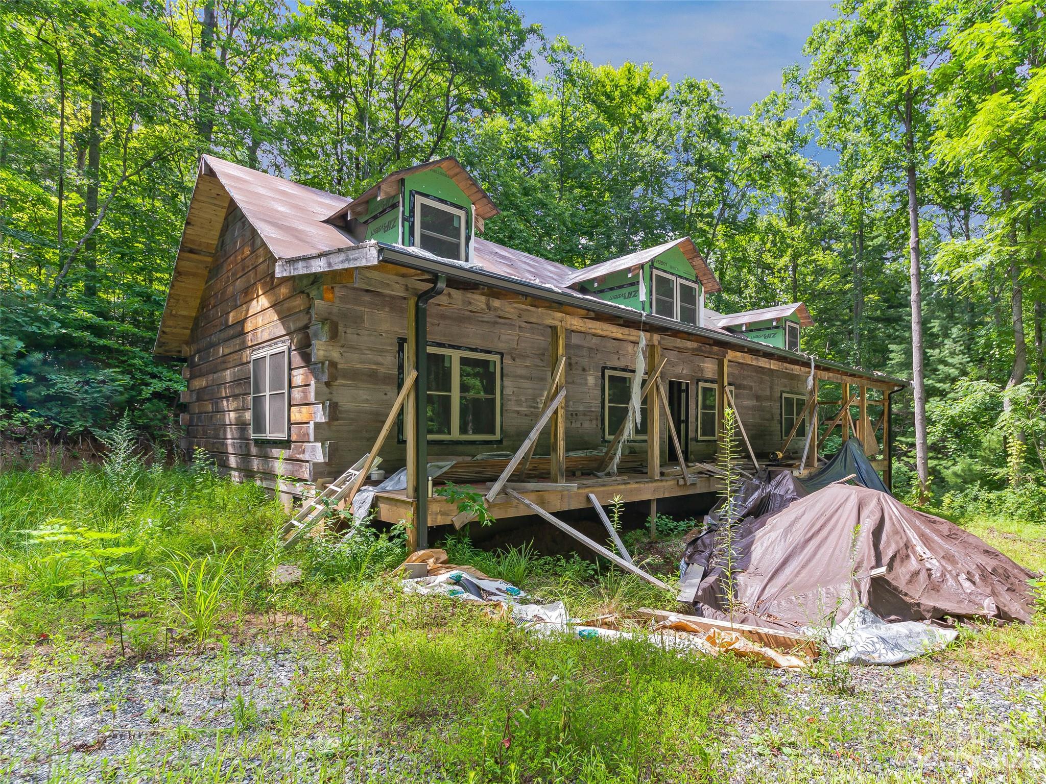 10 Leisure Way Weaverville NC 28787