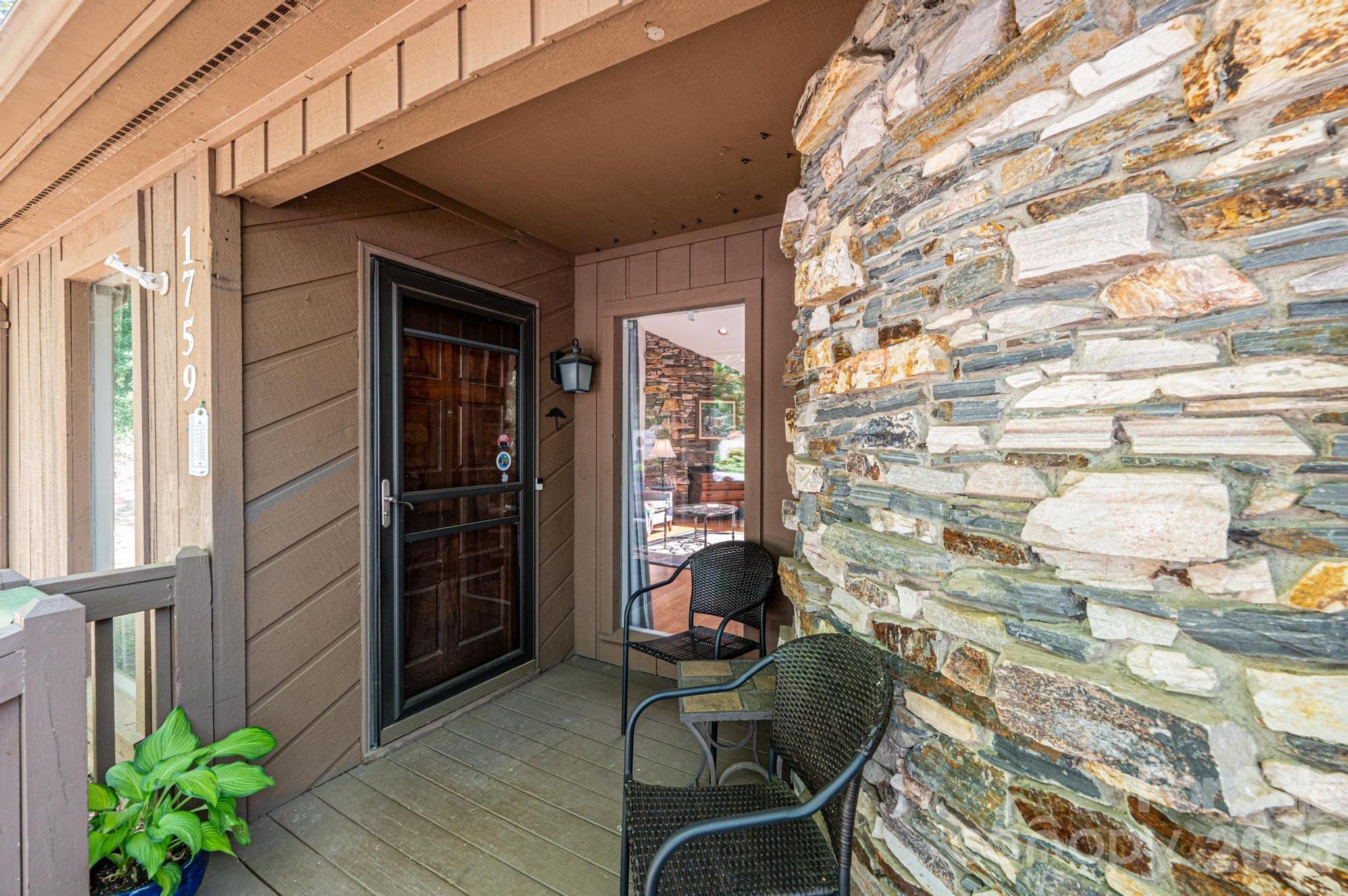 1759 12th Street NE Hickory NC 28601