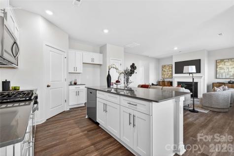 1375 Mammoth Road Hickory NC 28602