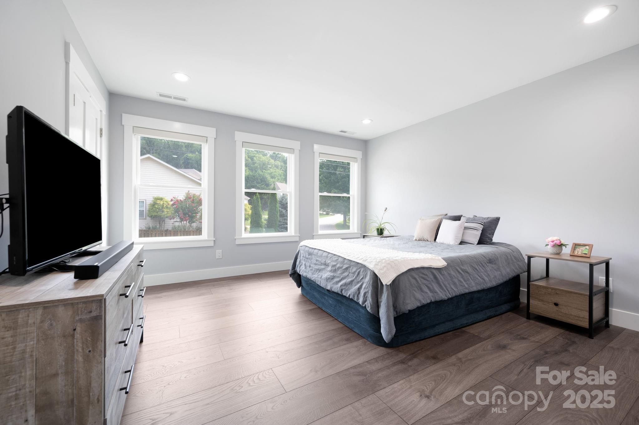 1 Jennlynn Drive Arden NC 28704