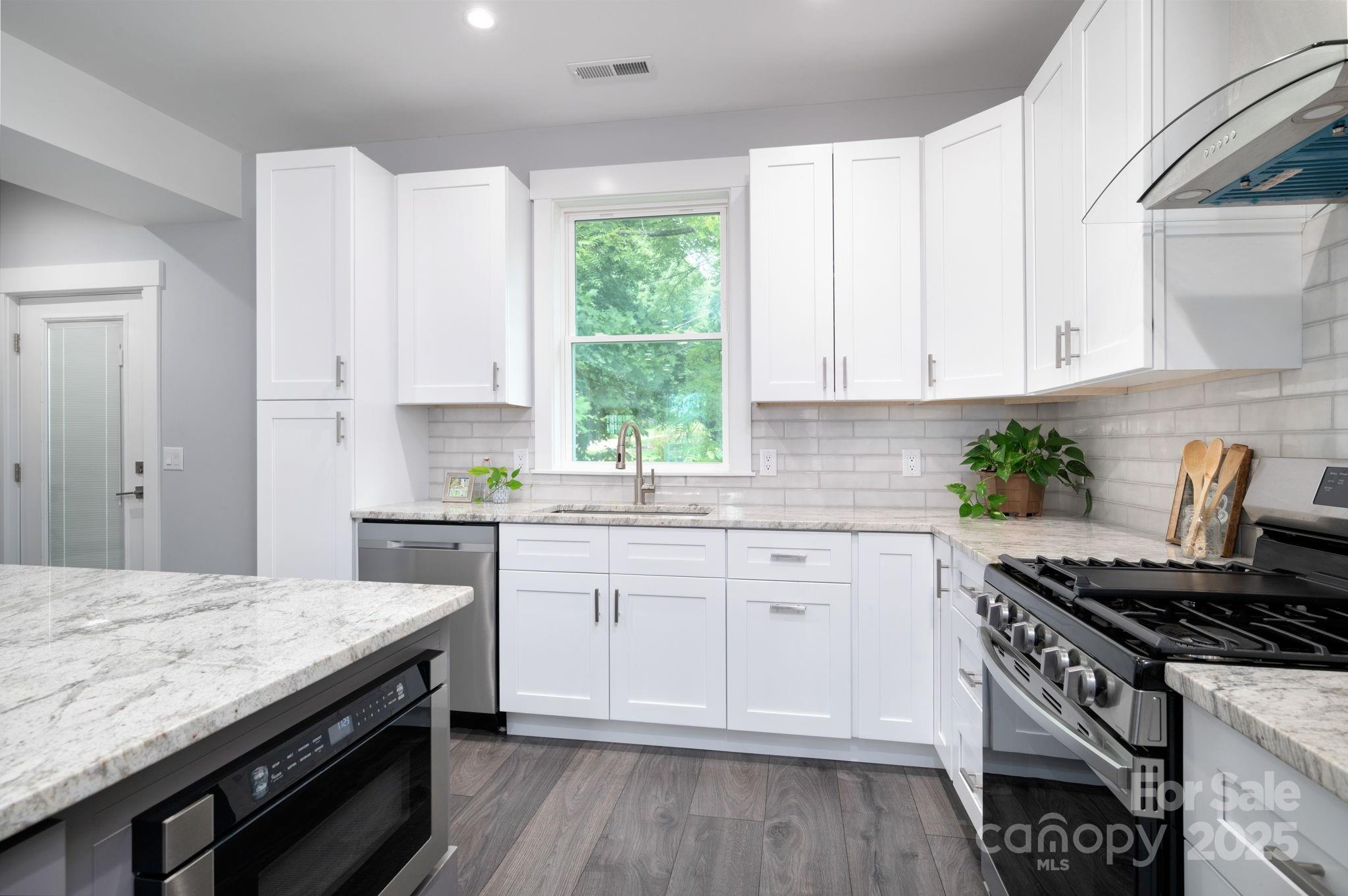 1 Jennlynn Drive Arden NC 28704