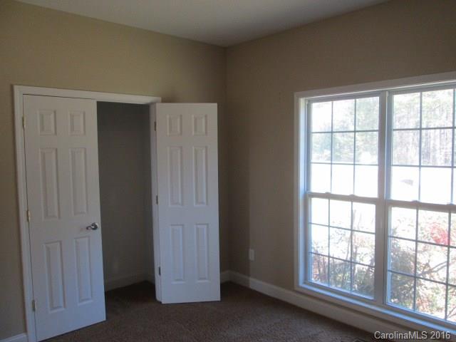 102 Ivy Meadows Drive Weaverville NC 28787