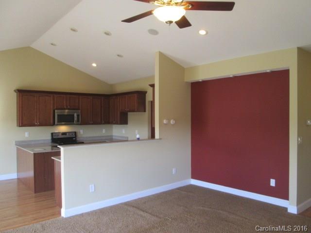 102 Ivy Meadows Drive Weaverville NC 28787