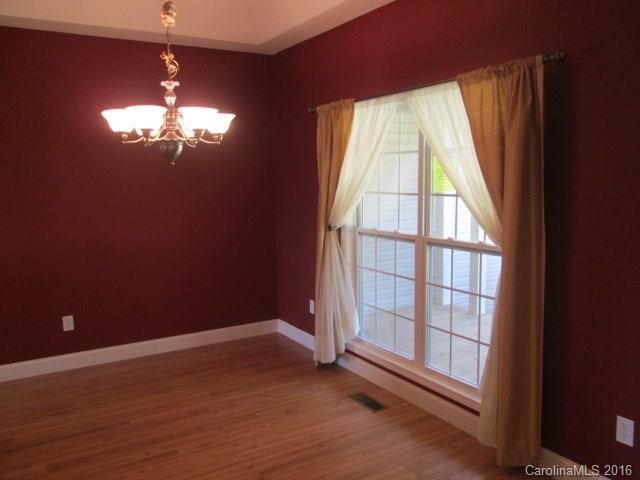 102 Ivy Meadows Drive Weaverville NC 28787