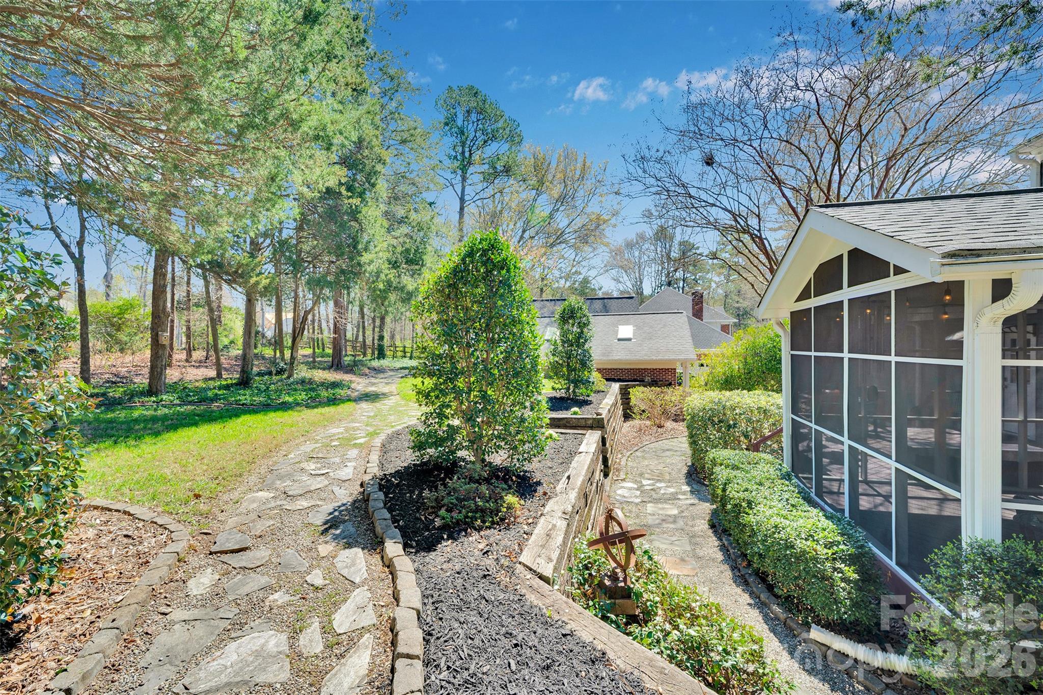421 Sardis Lane Charlotte NC 28270