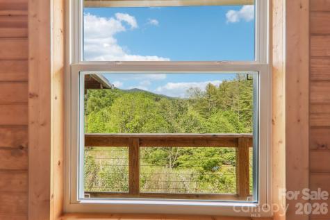 137 Red Maple Lane Burnsville NC 28714