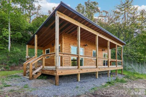 137 Red Maple Lane Burnsville NC 28714