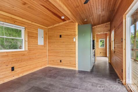 137 Red Maple Lane Burnsville NC 28714