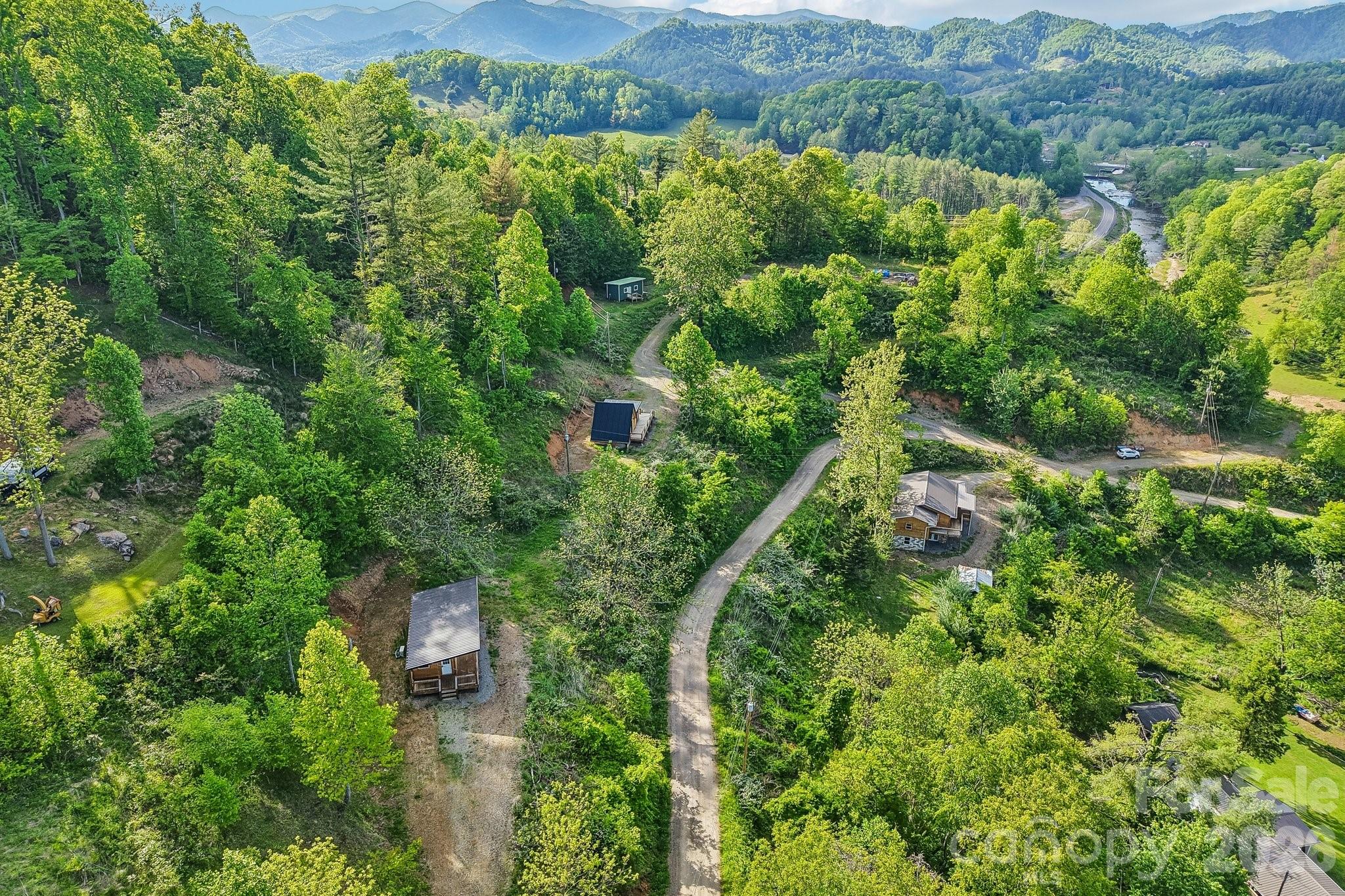 137 Red Maple Lane Burnsville NC 28714