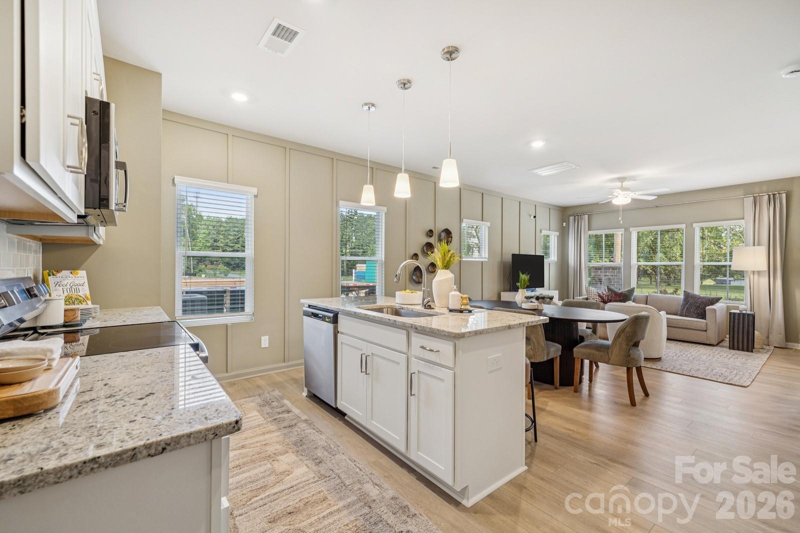 4624 Lakeview Road Charlotte NC 28216