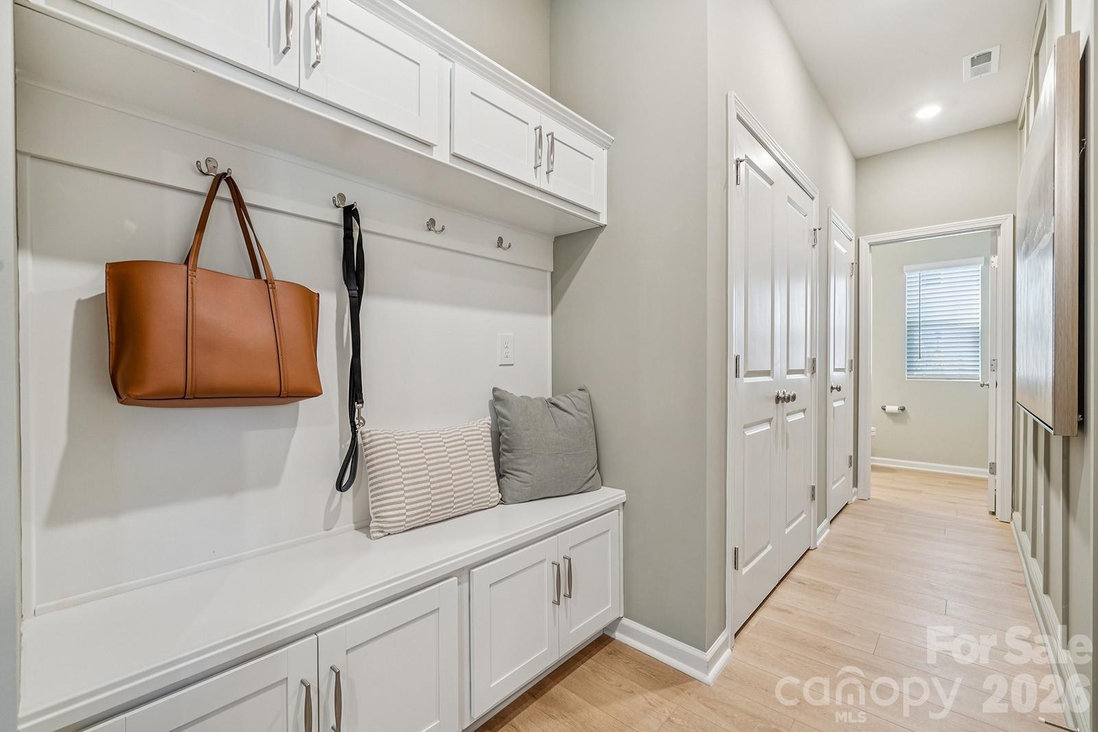 4624 Lakeview Road Charlotte NC 28216