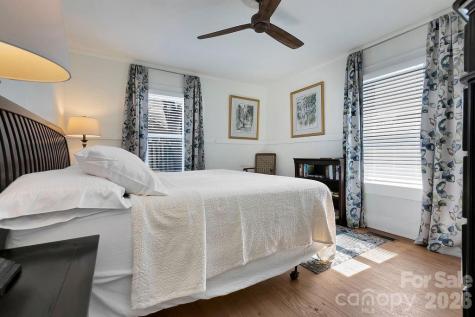 46 S Oaklawn Avenue Brevard NC 28712