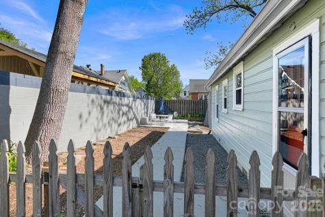 46 S Oaklawn Avenue Brevard NC 28712