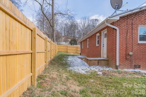 8573 Cruso Road Canton NC 28716