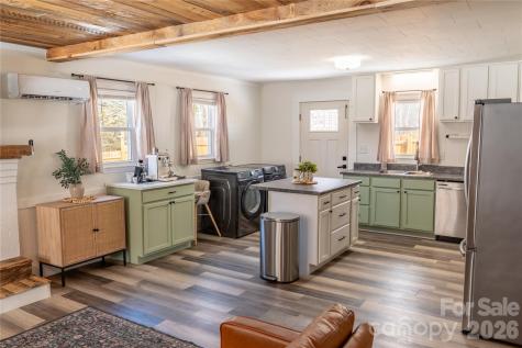 8573 Cruso Road Canton NC 28716