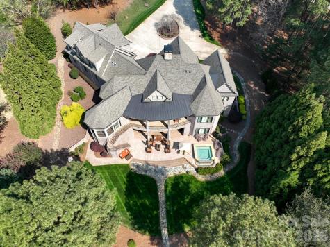 144 Moss Bank Court New London NC 28127