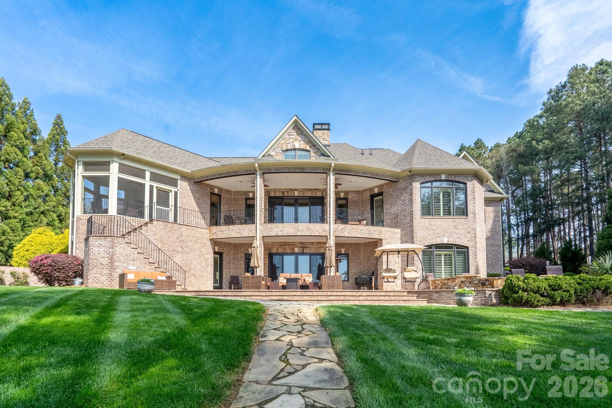 144 Moss Bank Court New London NC 28127