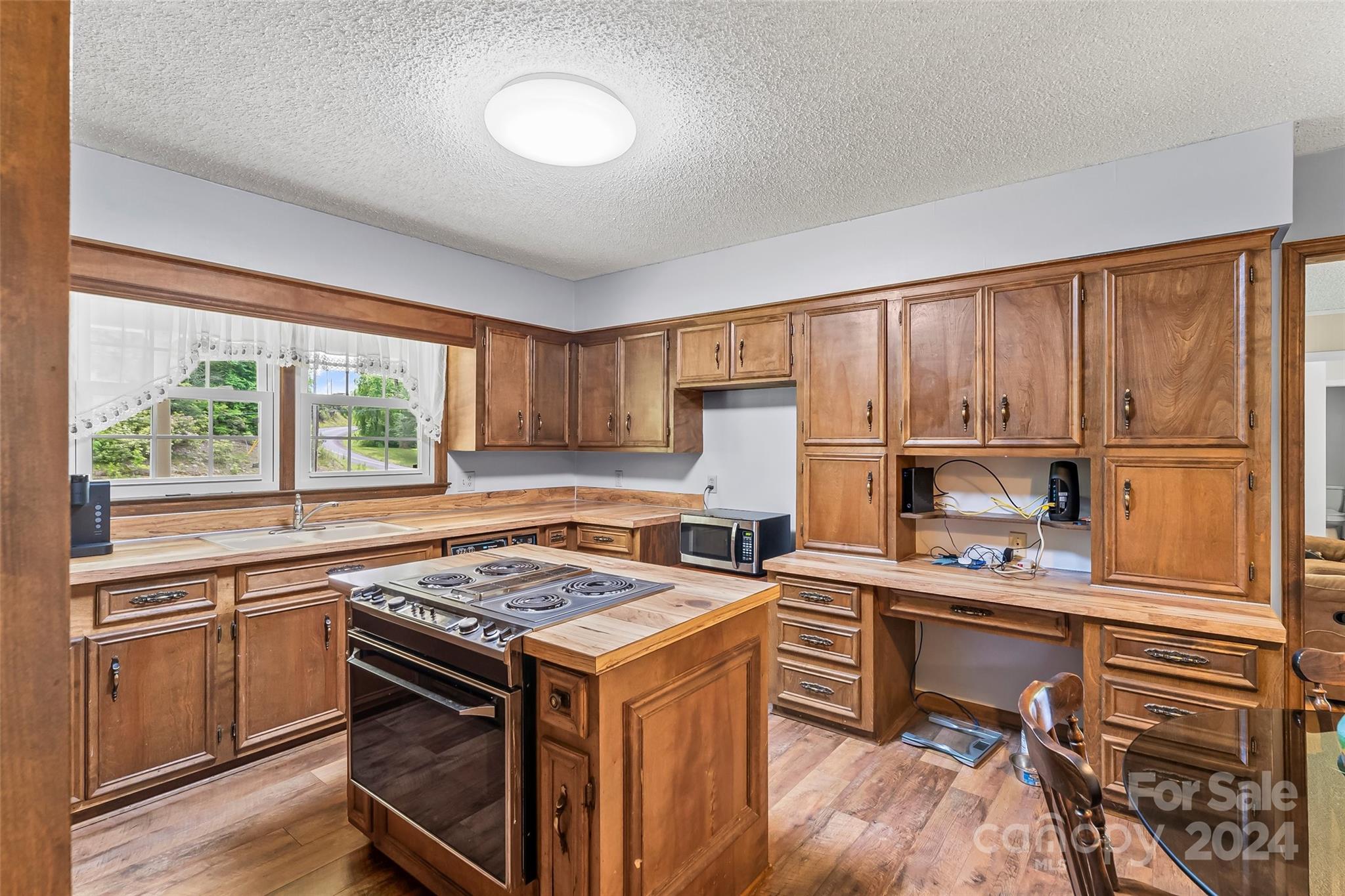 1128 Old Clear Creek Road Marion NC 28752